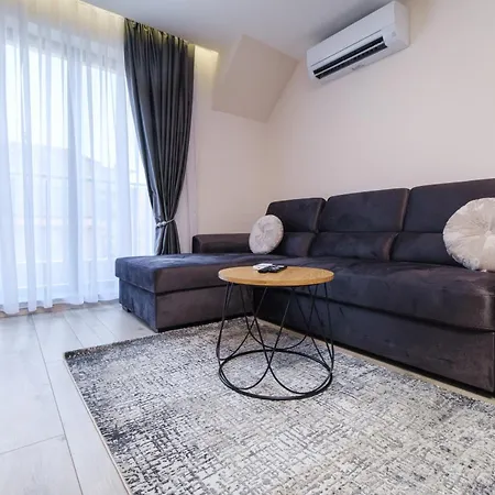 Ldv 13 Free Private Parking