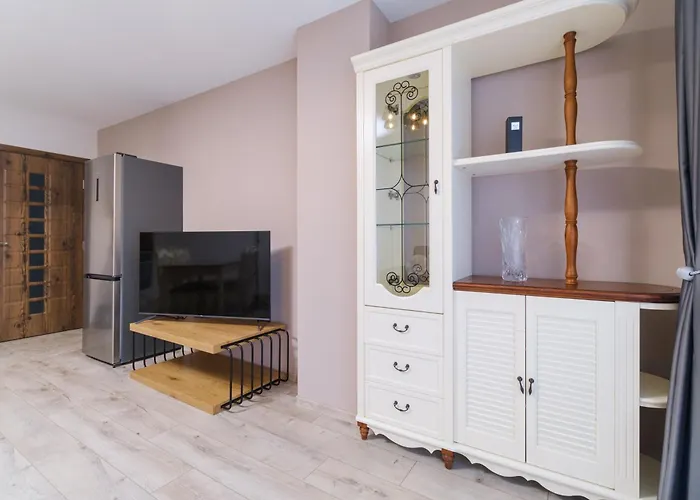 Ldv 13 Free Private Parking