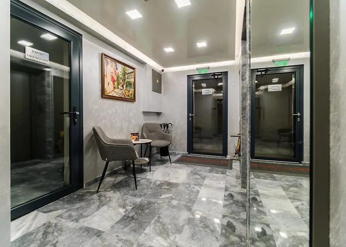 Ldv 13 Free Private Parking