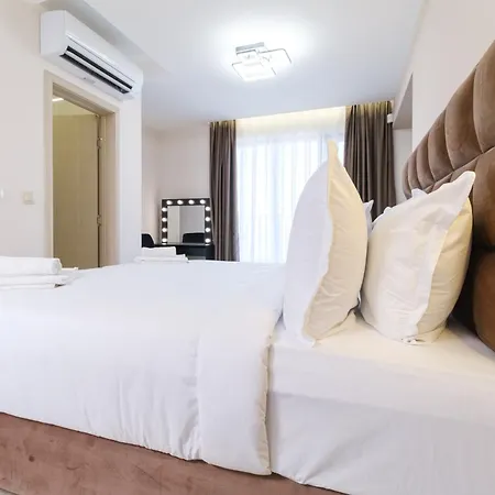 Ldv 13 Free Private Parking *